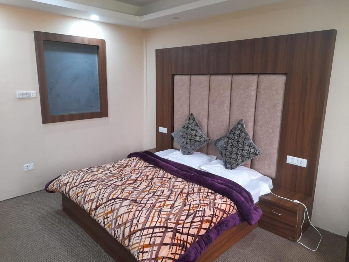Hotel Zoon Dabb Srinagar Airport Kashmir Exterior foto