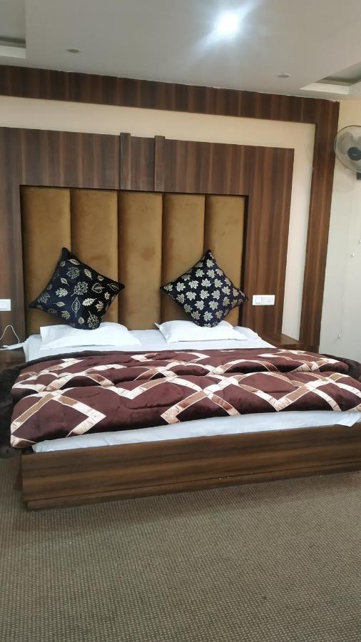 Hotel Zoon Dabb Srinagar Airport Kashmir Exterior foto