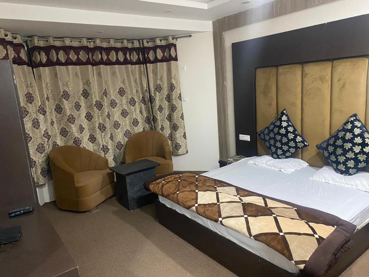 Hotel Zoon Dabb Srinagar Airport Kashmir Exterior foto