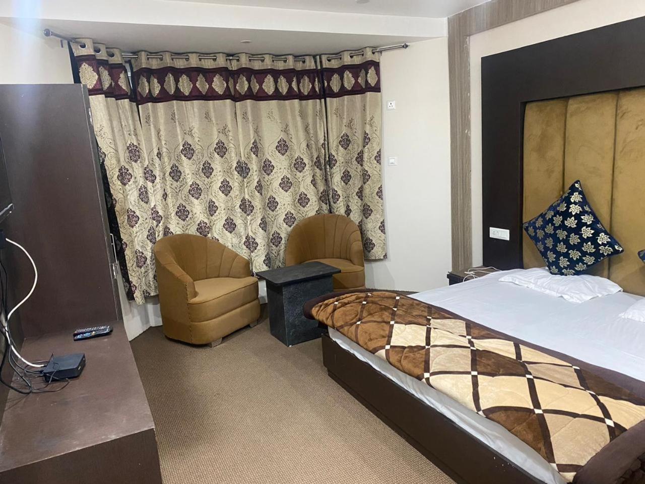 Hotel Zoon Dabb Srinagar Airport Kashmir Exterior foto