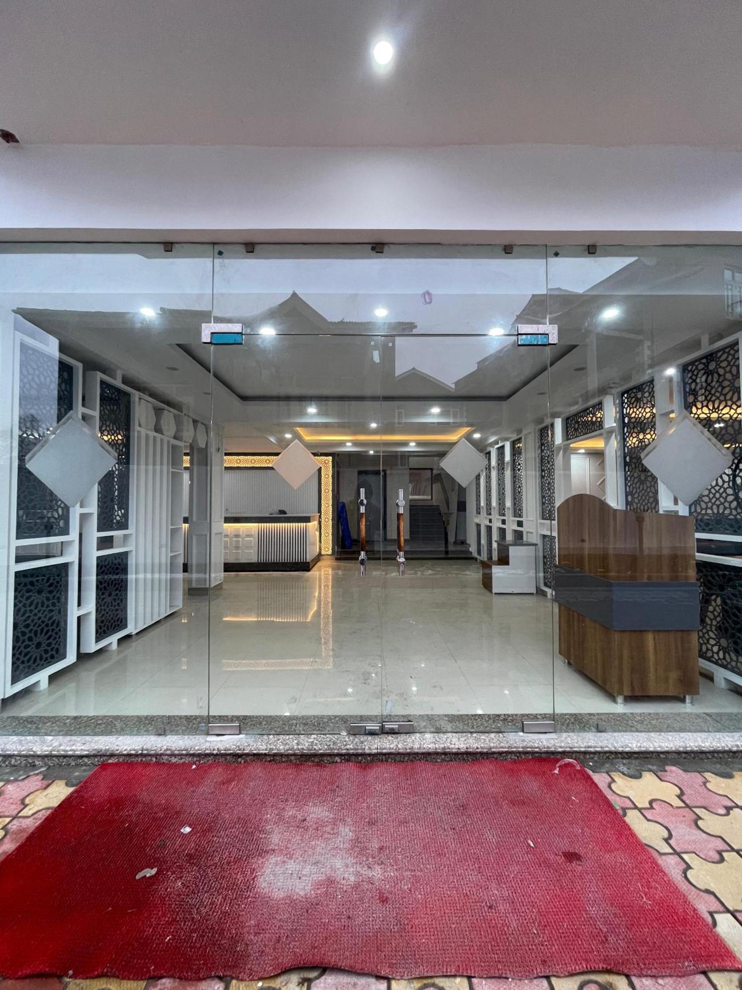 Hotel Zoon Dabb Srinagar Airport Kashmir Exterior foto